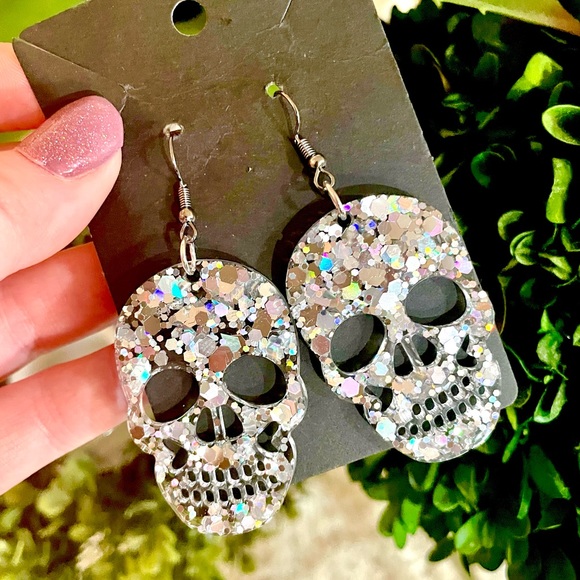 Silver Sparkle Skull Earrings - Picture 2 of 3